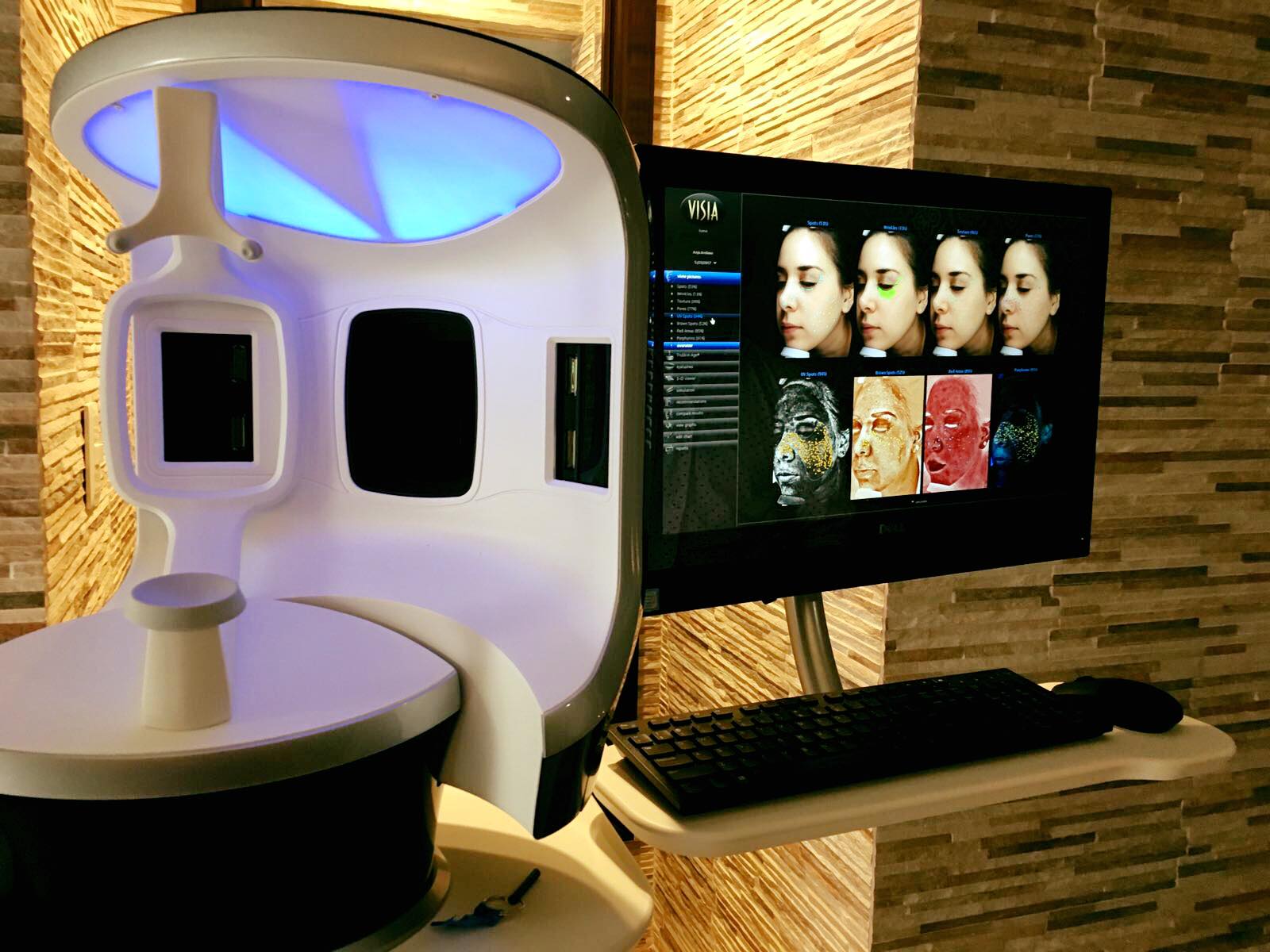 Canfield VISIA — sistema de análisis facial digital estandarizado en seis ángulos